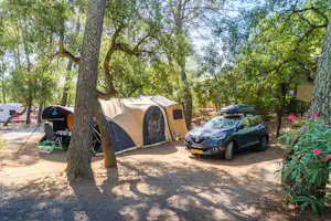 Camping Leï Suves - Wohnwagen- und Zeltstellplatz vom Campingplatz im Grünen