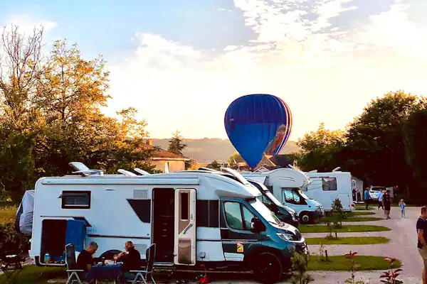 Flower Camping Le Tiradou