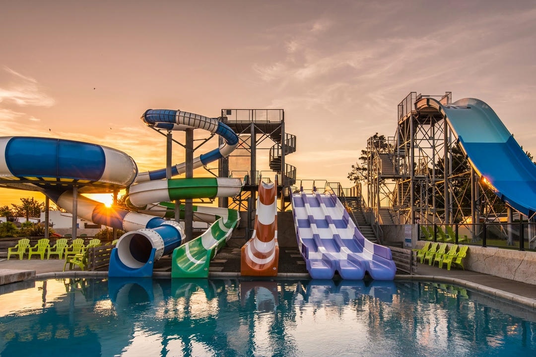 Camping Club MS Le Trianon  - Rutschen im Wasserpark des Campingplatzes