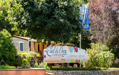 Flower Camping Le Val de l'Arre