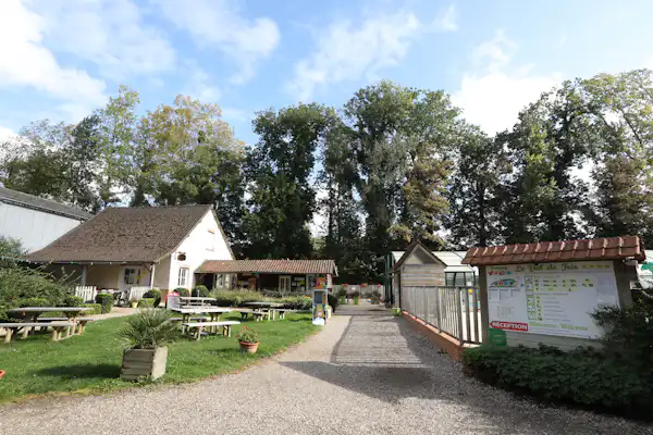 Camping Paradis Val de Trie