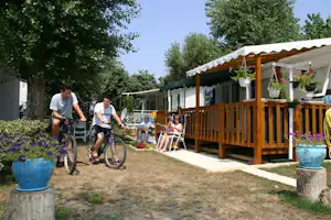 Camping de Vaudois Camping Le Vaudois - Mobilheime auf dem Campingplatz