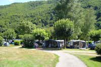 Camping Le Vaurette  -  Wohnwagen- und Zeltstellplatz im Grünen auf dem Campingplatz