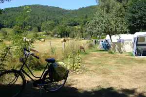 Camping Le Vaurette - Zeltplätze mit Fahrrad
