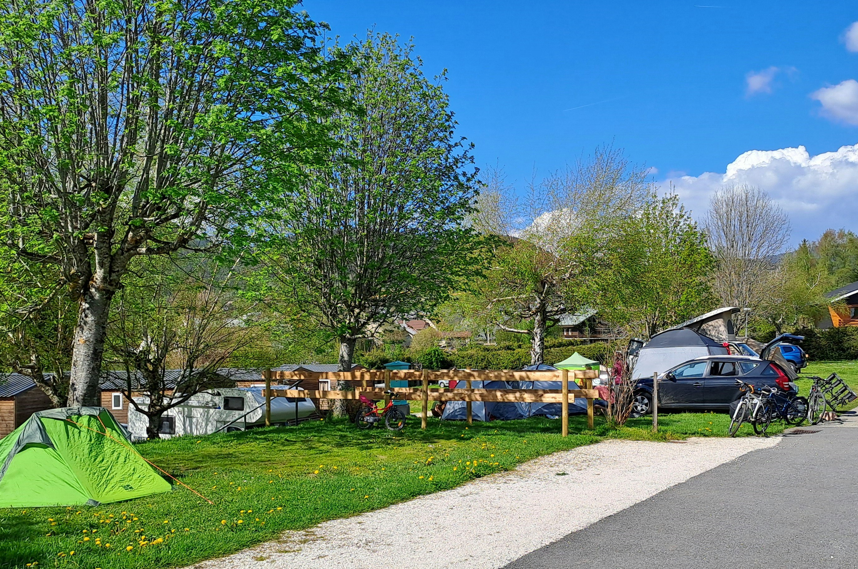 Camping Le Vercors - Zelten auf dem Campingplatz