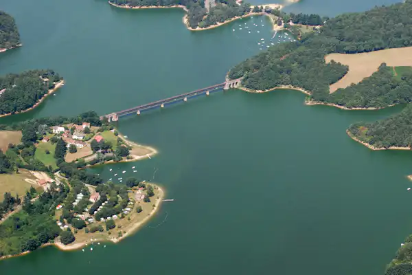 Camping du Viaduc (Pers)