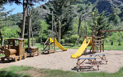 Camping Ushuaïa Villages Le Viaduc
