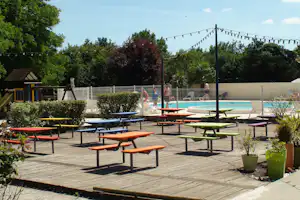 Camping Le Village de Florine - Imbiss am Pool