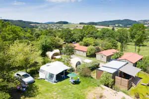 Camping Le Village des Meuniers - Campingplatz aus der Vogelperspektive