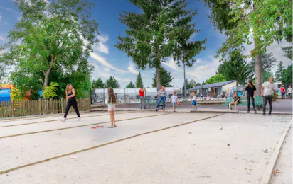 Camping Le Village Parisien
