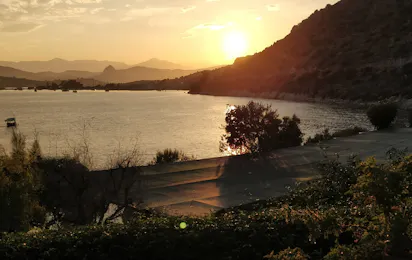 Camping Lefka Beach