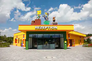 LEGOLAND Feriendorf Campingplatz Rezeptionsgebäude