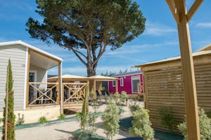 Camping l'Emeraude - Mobilheime auf dem Campingplatz