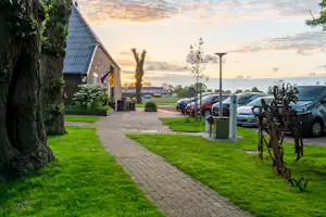 Lentemaheerd - Parkplatz mit Ladestationen für E-Autos
