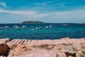 Camping Seasonova Les 7 Iles Camping Les 7 Iles - Blick auf das Meer vom Campingplatz