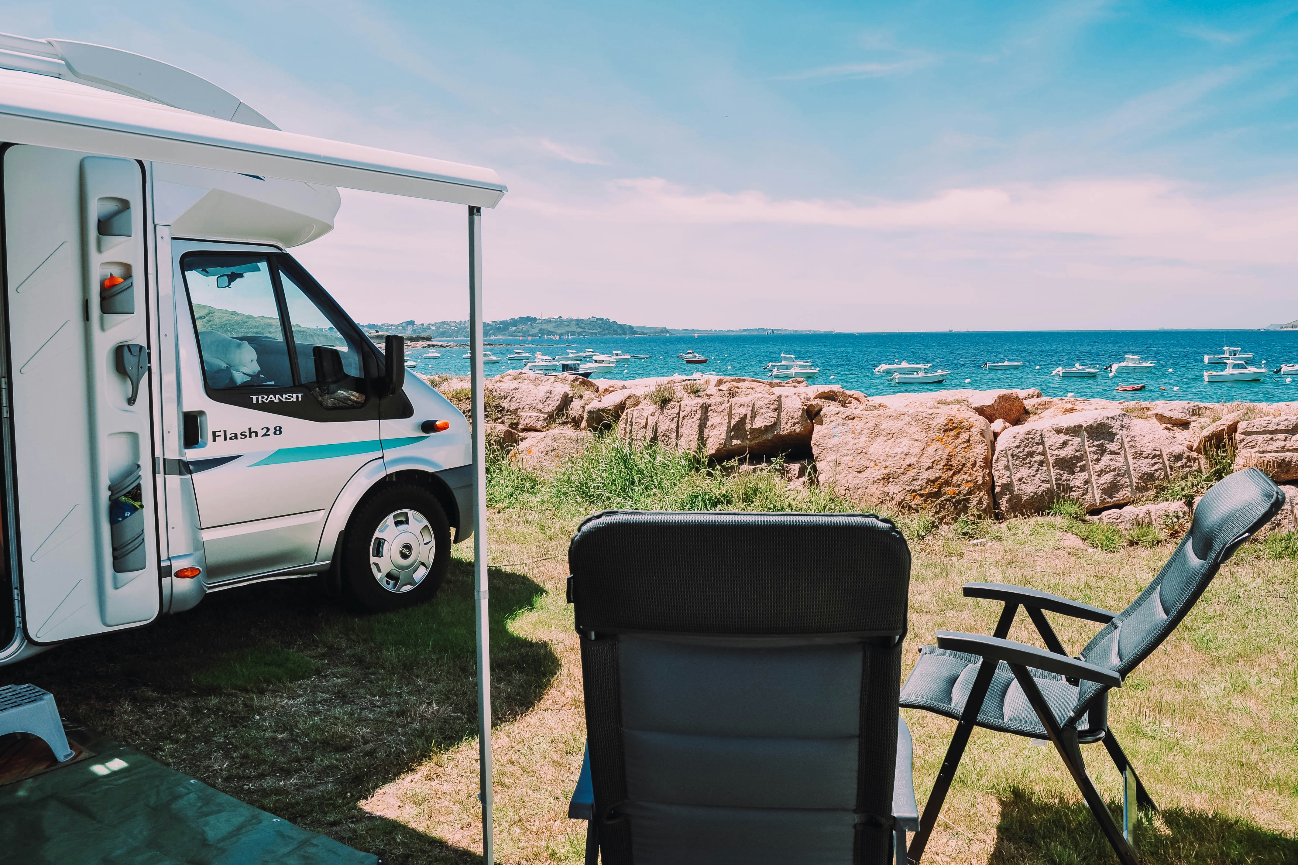 Camping Seasonova Les 7 Iles  Camping Les 7 Iles - Standplatz mit Meerblick 