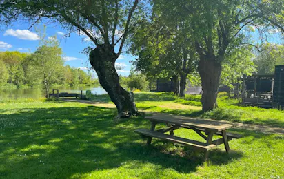 Camping Les Adilllons