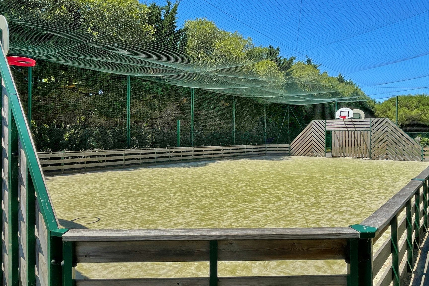 Camping Les Amiaux - Mehrzwecksportplatz auf dem Campingplatz