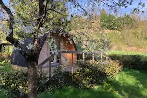 Camping les Berges du Doux - Mobilheim für zwei bis drei Personen auf dem Campingplatz