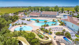 Camping LES BLANCS CHÊNES - Wasserpark auf dem Campingplatz