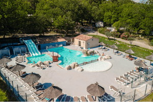 Camping Villaverde Camping Les Blimouses - Blick auf das Freibad auf dem Campingplatz