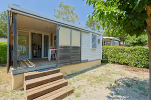 Camping Villaverde Camping Les Blimouses - Mietunterkunft mit Terrasse auf dem Campingplatz