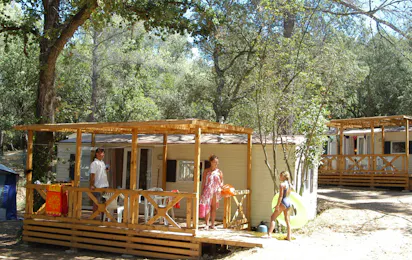 Camping Les Bois de Mont-Redon