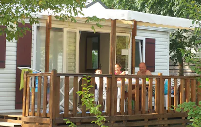 Camping Les Calquières