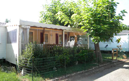 Camping Les Catalpas