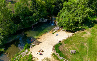 Camping Les Cerisiers du Jaur