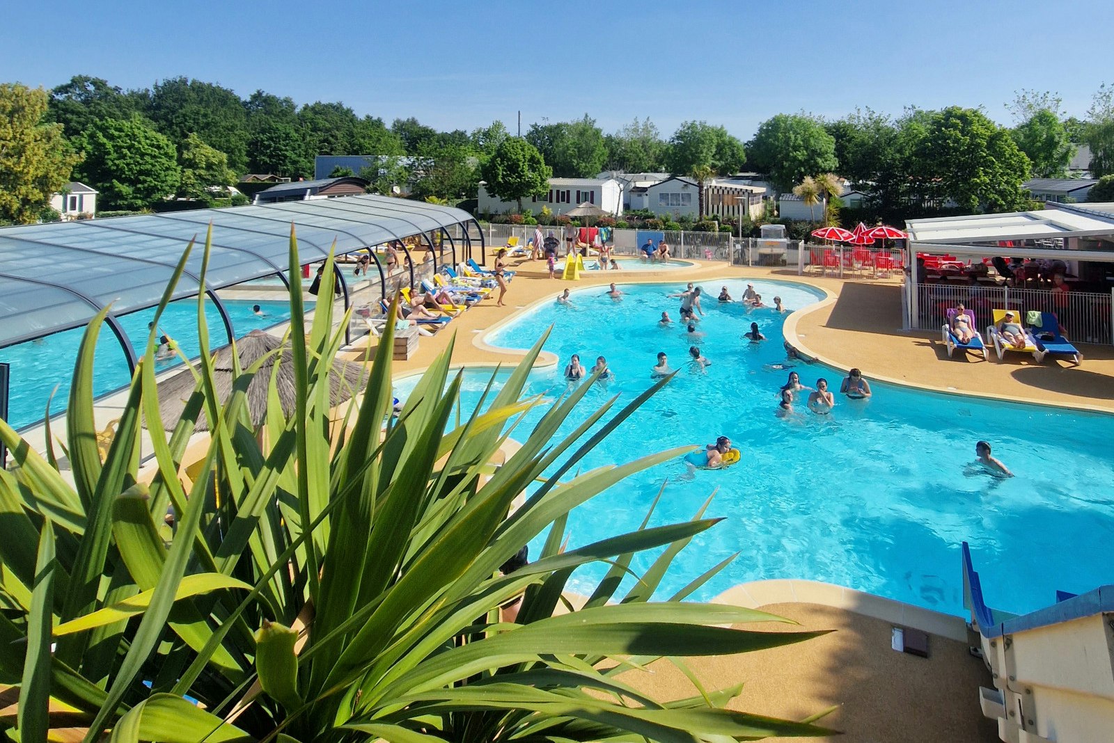 Camping Les Chalands Fleuris