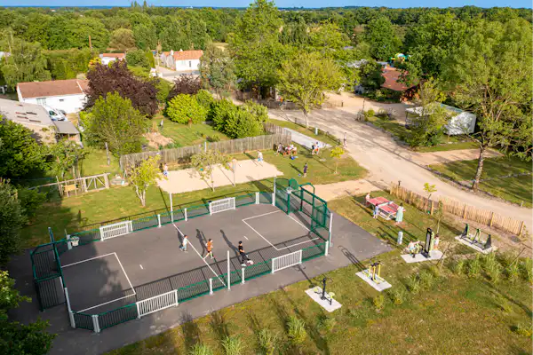 Camping Les Charmes (Apremont)