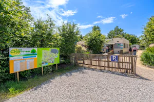 Camping Les Charmes - Eingang des Campingplatzes