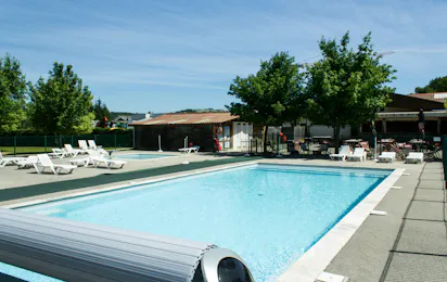 Camping Les Charmilles (Vallières)