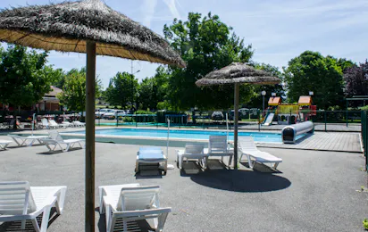 Camping Les Charmilles (Vallières)