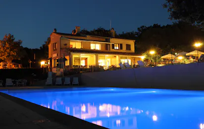 Camping Les Charmilles (Darbres)