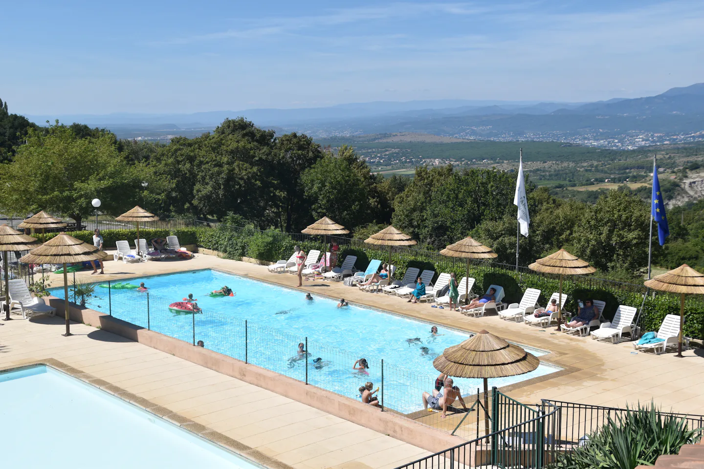 Camping Les Charmilles (Darbres)