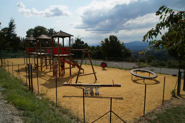 Camping Les Charmilles (Darbres)