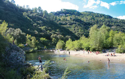Camping Les Châtaigniers (Ribes)