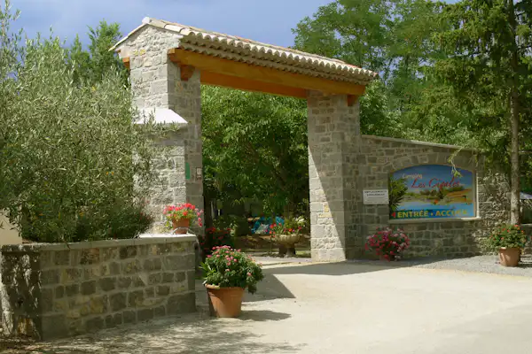 Camping Les Cigales (Berrias-et-Casteljau)