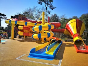 Capfun Camping Les Écureuils - Wasserrutschen auf dem Campingplatz