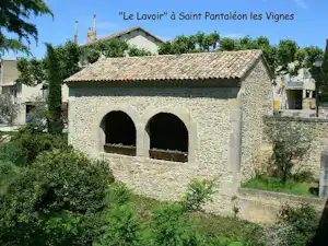 Camping Les Cyprés