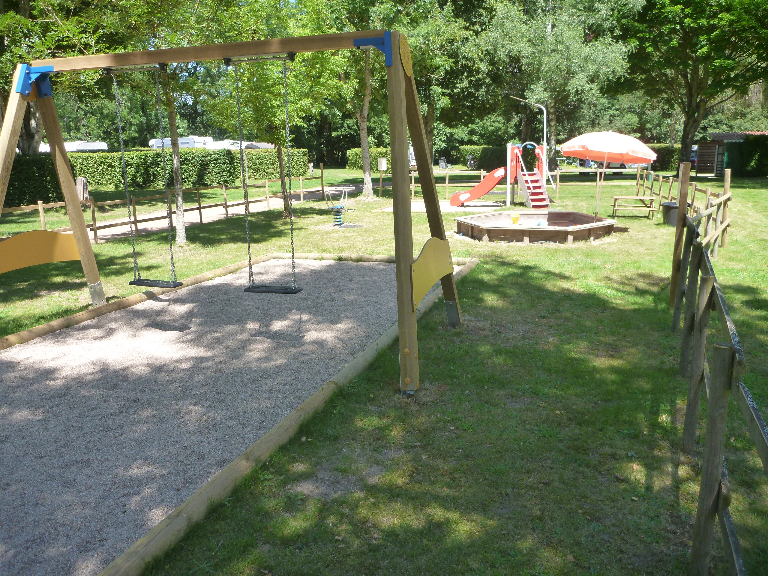 Camping Les Deux Rivières