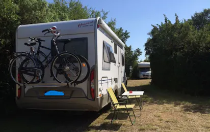 Camping Les Dolmens