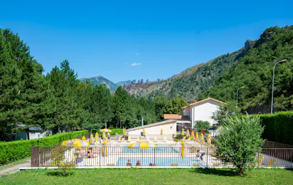 Camping Les Eaux Chaudes