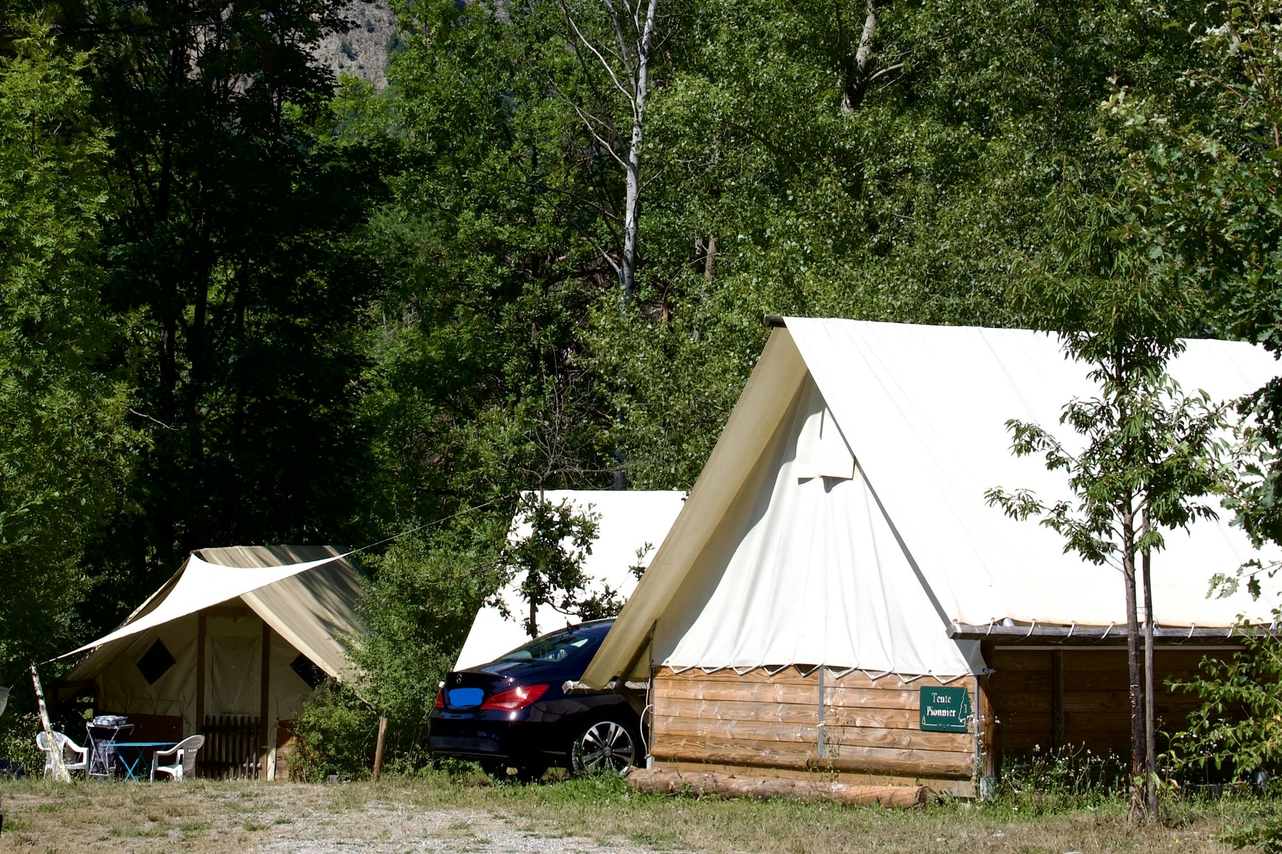 Camping Les Ecolodges Des 3 Lacs