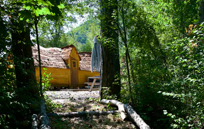Camping Les Ecolodges Des 3 Lacs