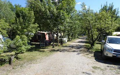 Camping Les Esparons