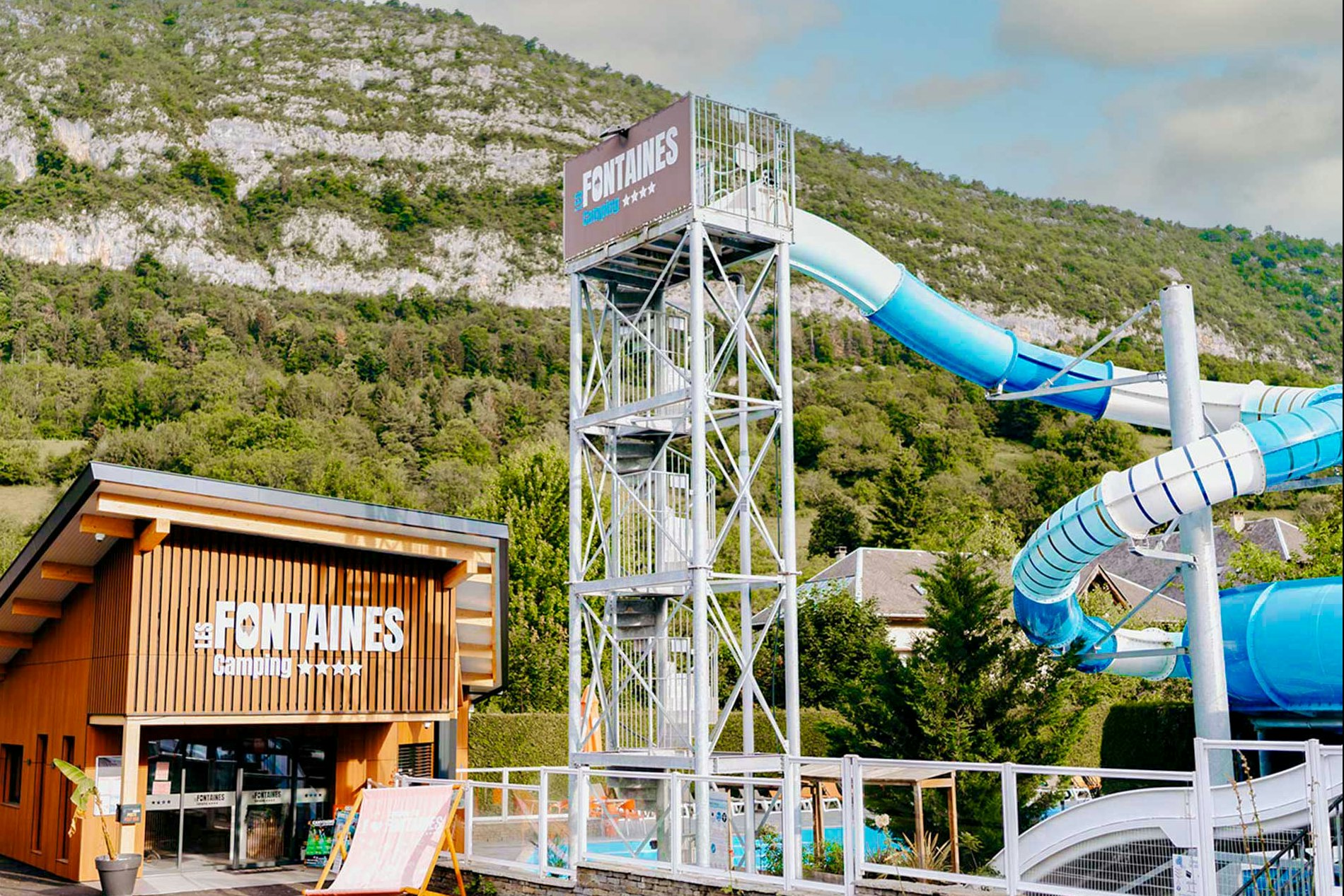 Camping Les Fontaines - Wasserrutsche auf dem Campingplatz