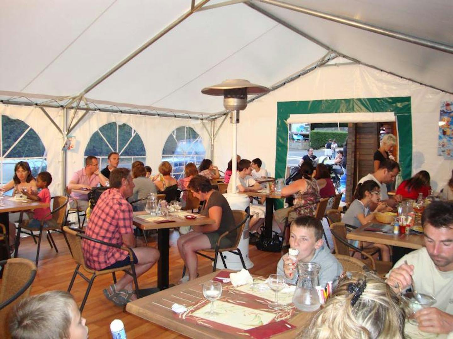 Camping Les Fougères (Murol)